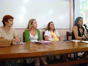 evento-no-crprj-mostra-diferentes-aspectos-da-gravidez-na-adolescencia01-300x226.jpg