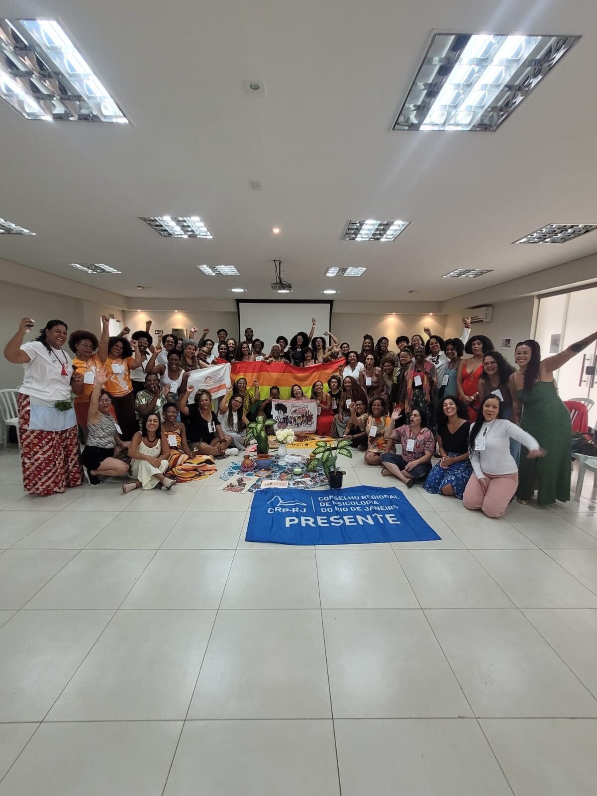 crp-rj-na-marcha-nacional-das-mulheres-negras-em-compromisso-com-a-reparacao-e-o-bem-viver